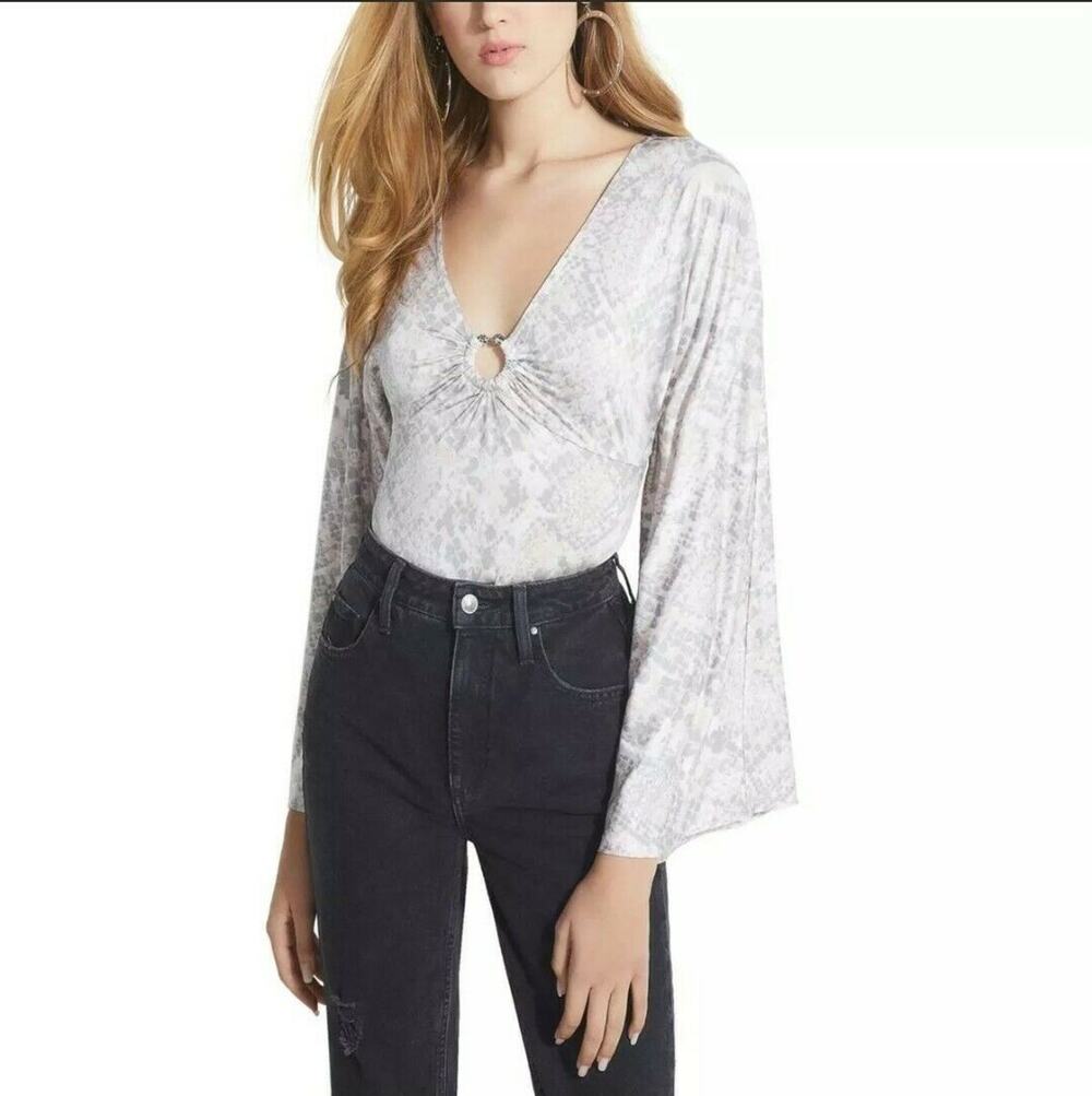 Guess LARGE Jazzi Gray Printed Kimono Wide Sleeves Thong Snap Bodysuit Top NEW